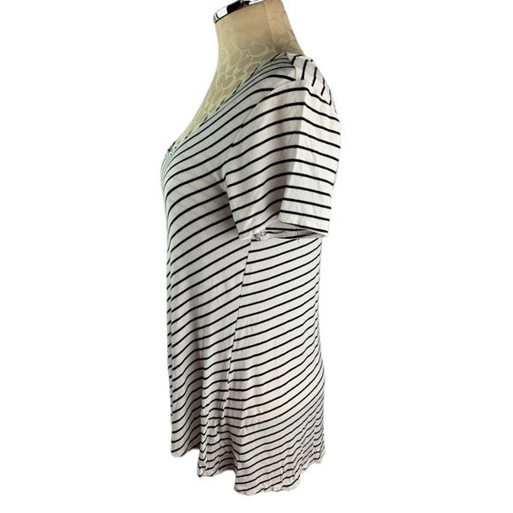 Small Bobeau Women's Black White Striped Short Sleeve Tshirt Layered - Picture 4 of 7